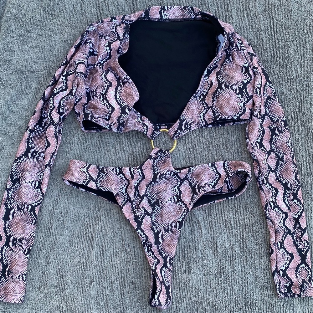 Matte collection body suit (women’s)